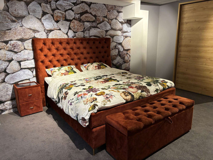 Boxspring Lulea 150cm hoog - Showroomset Boxspring Lulea 150cm hoog - Showroomset