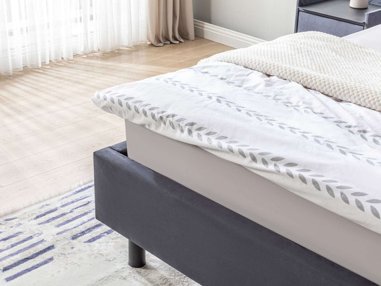 Bed Antwerpen Bed Antwerpen