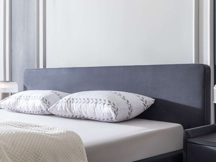 Bed Antwerpen Bed Antwerpen