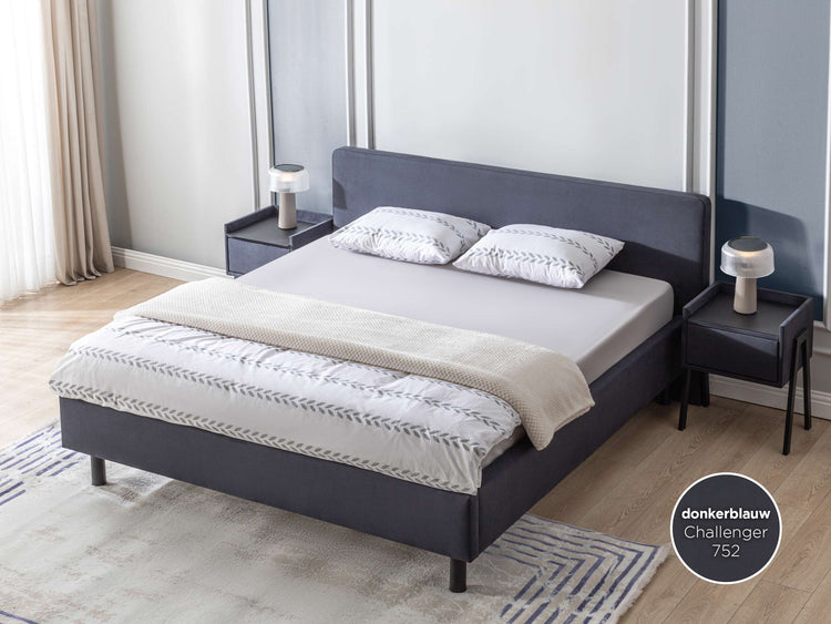 Bed Antwerpen Bed Antwerpen