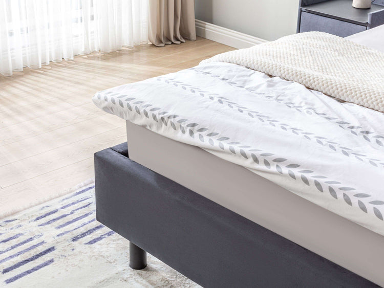 Bed Antwerpen Bed Antwerpen