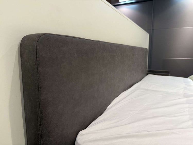 Bed Antwerpen - Showroomset Bed Antwerpen - Showroomset