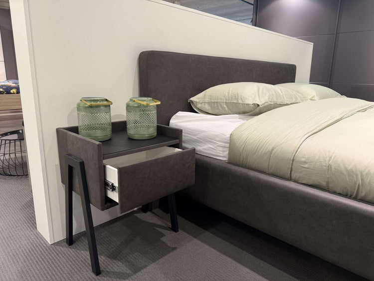Bed Antwerpen - Showroomset Bed Antwerpen - Showroomset