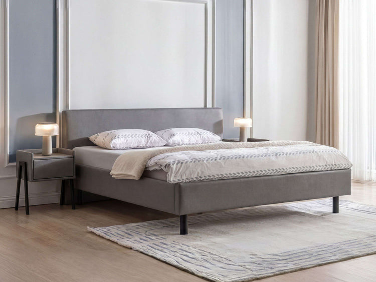 Bed Antwerpen Bed Antwerpen