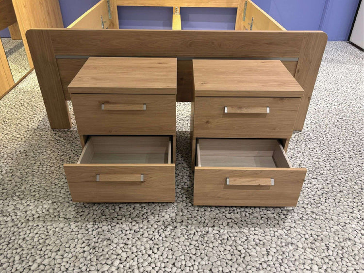 Bed Granada - Showroomset Bed Granada - Showroomset