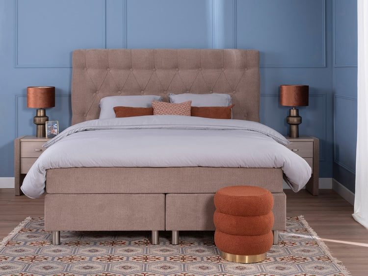 Boxspring Upsalla 153cm hoog Boxspring Upsalla 153cm hoog