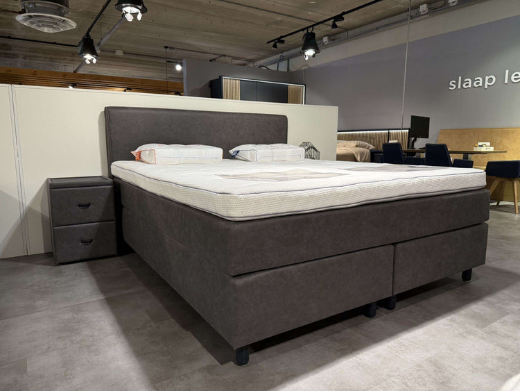 Boxspring Levanger - Showroomset Boxspring Levanger - Showroomset