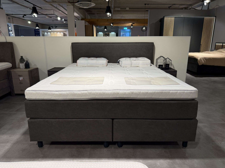 Boxspring Levanger - Showroomset Boxspring Levanger - Showroomset