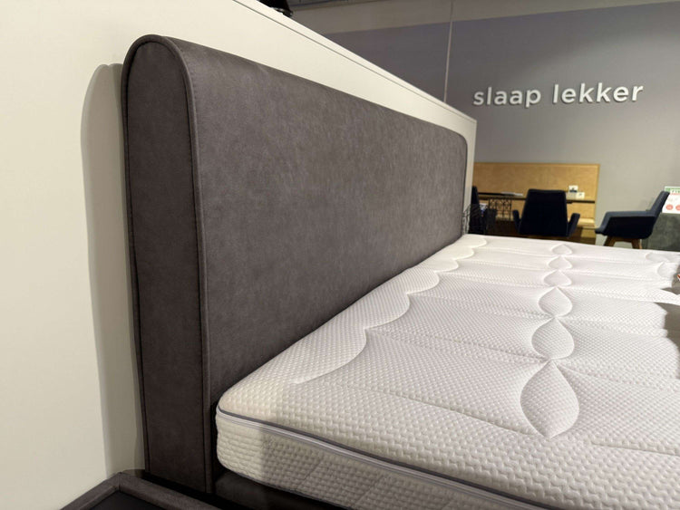 Boxspring Levanger - Showroomset Boxspring Levanger - Showroomset
