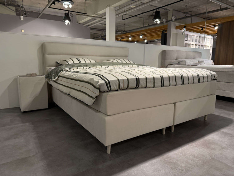 Boxspring Ostersund - Showroomset Boxspring Ostersund - Showroomset