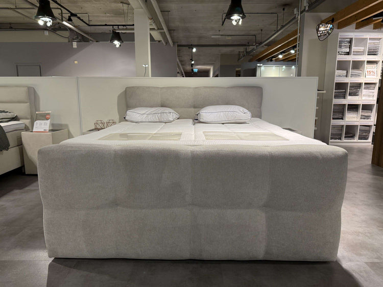 Boxspring Ostland elektrisch - Showroomset Boxspring Ostland elektrisch - Showroomset