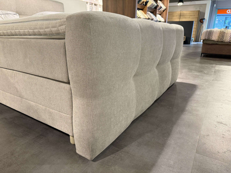Boxspring Ostland elektrisch - Showroomset Boxspring Ostland elektrisch - Showroomset