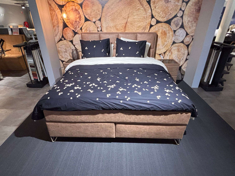Boxspring Sundfall - Showroomset Boxspring Sundfall - Showroomset