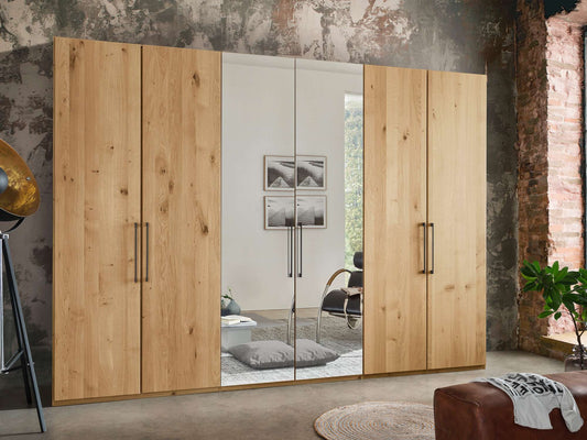 Draaideurkast Real | Hout- en spiegeldeuren Draaideurkast Real | Hout- en spiegeldeuren