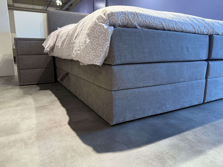 Opbergboxspring Bremen met klep - Showroomset Opbergboxspring Bremen met klep - Showroomset