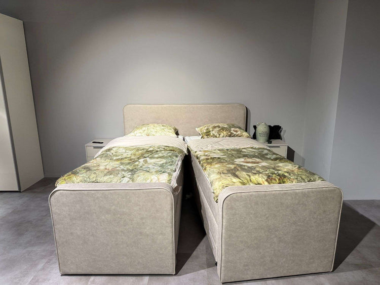 Boxspring Ulsberg elektrisch deelbaar - Showroomset Boxspring Ulsberg elektrisch deelbaar - Showroomset