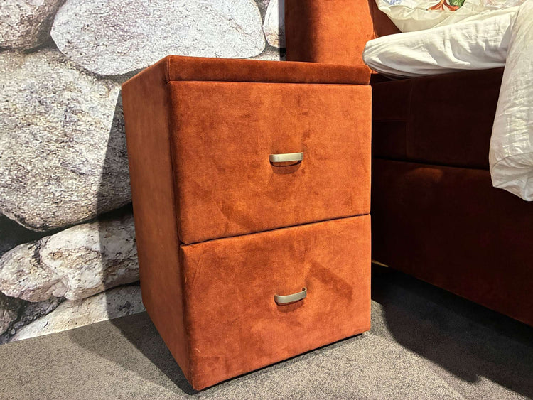 Boxspring Lulea 150cm hoog - Showroomset