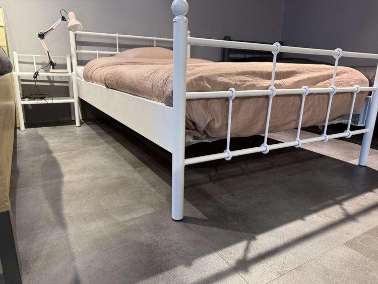Bed Bern - Showroomset