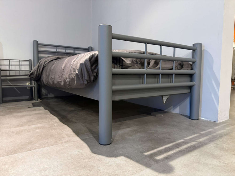 Bed Davos - Showroomset