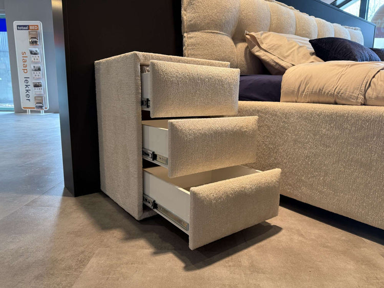 Bed Luik - Showroomset