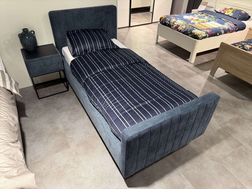 Bed Marke - Showroomset