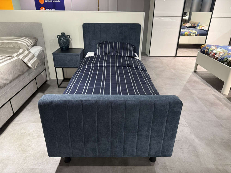 Bed Marke - Showroomset