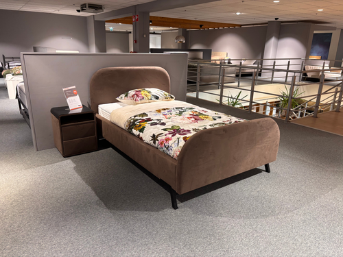 Bed Munno - Showroomset