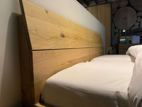 Bed Real - Showroomset
