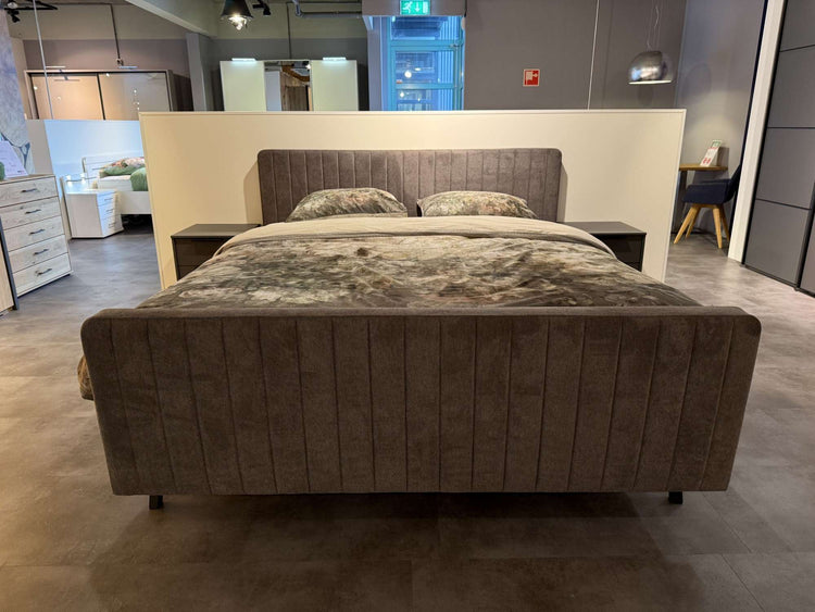 Boxspring Avion elektrisch - Showroomset