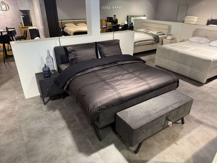Boxspring Calais - Showroomset