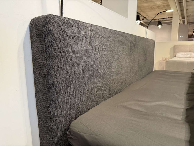 Boxspring Calais - Showroomset