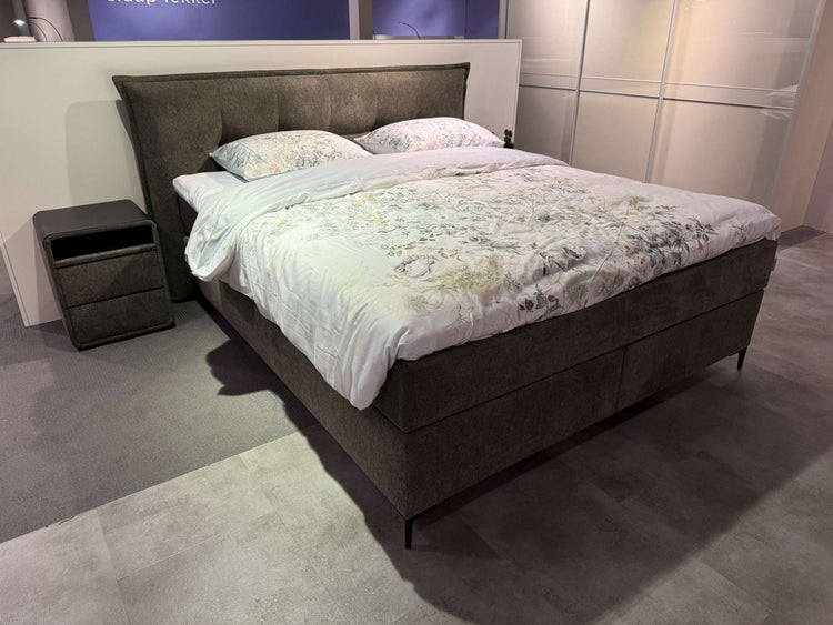 Boxspring Halmstad - Showroomset