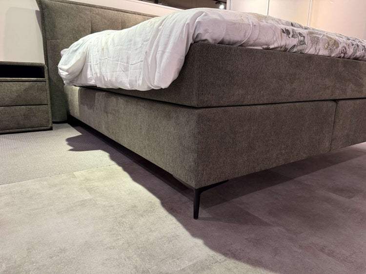 Boxspring Halmstad - Showroomset