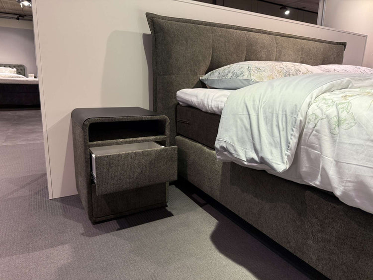 Boxspring Halmstad - Showroomset