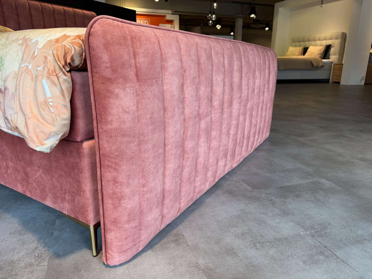 Boxspring Kalix - Showroomset