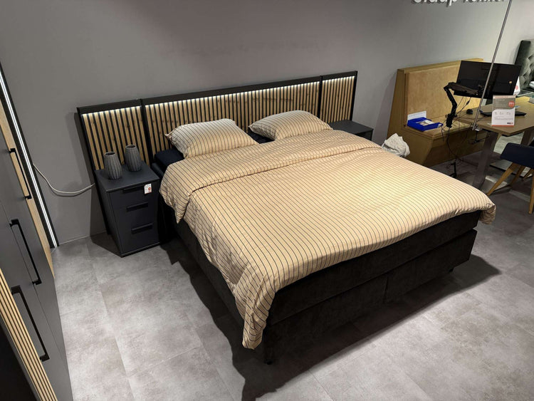 Boxspring Leon - Showroomset