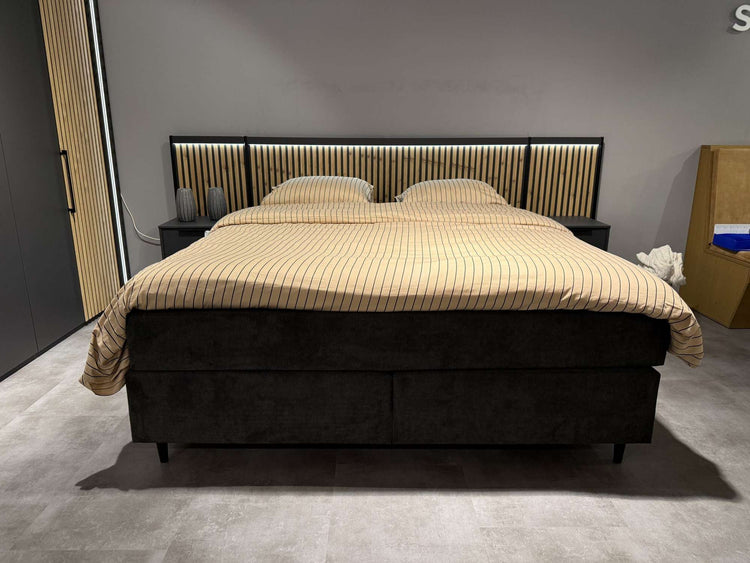 Boxspring Leon - Showroomset