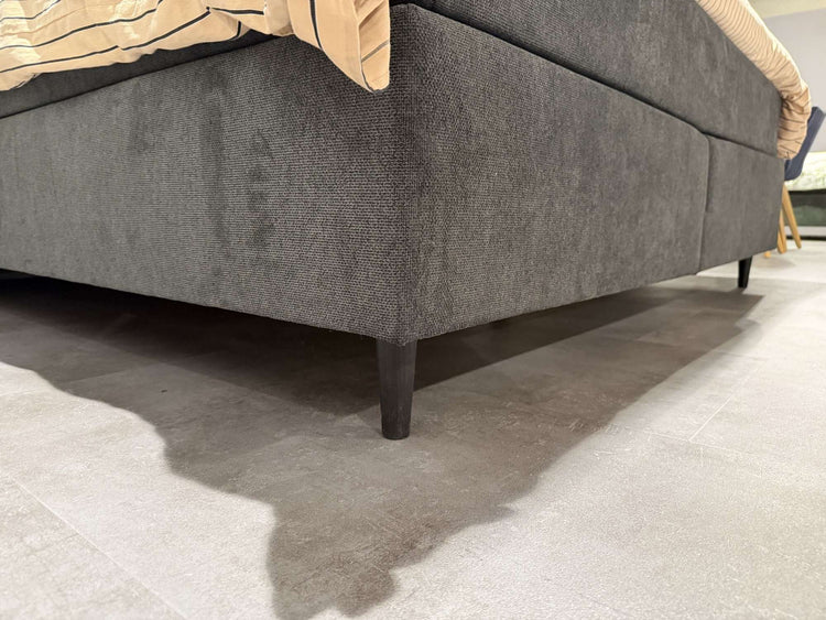 Boxspring Leon - Showroomset