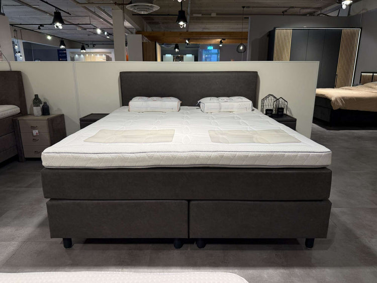 Boxspring Levanger - Showroomset