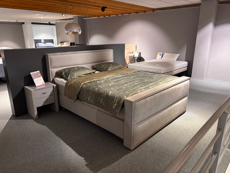 Boxspring Necka -Showroomset