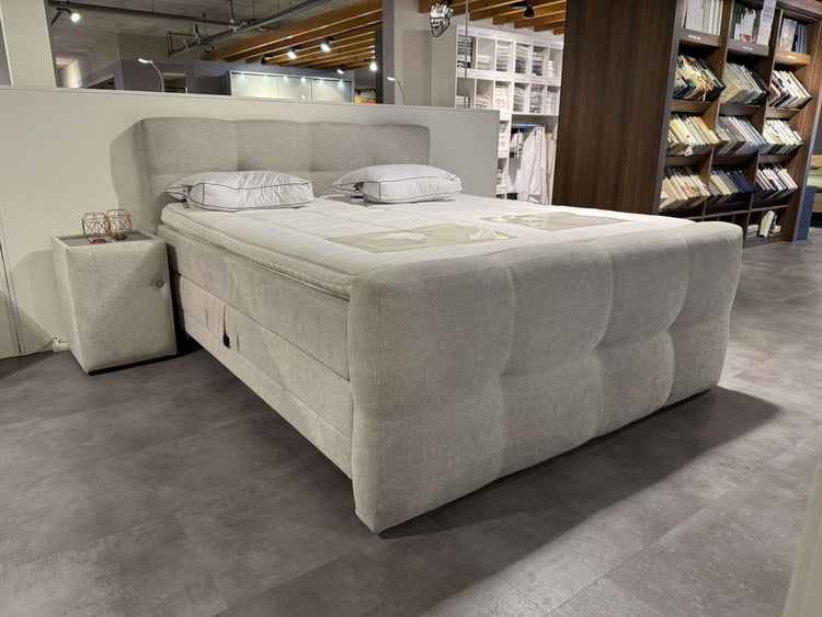 Boxspring Ostland elektrisch - Showroomset