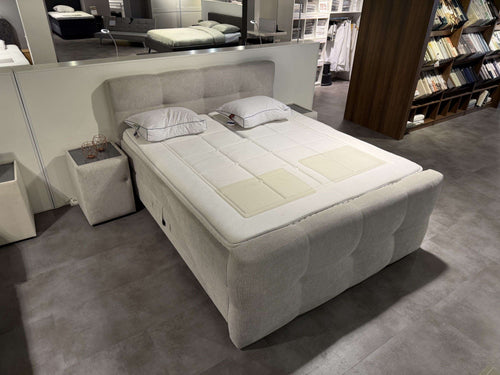 Boxspring Ostland elektrisch - Showroomset