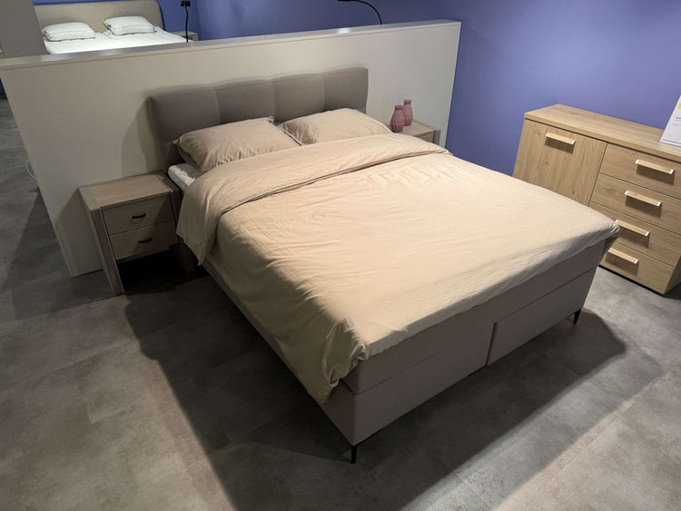 Boxspring Pisa Vita - Showroomset