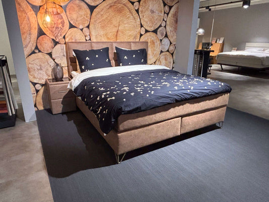 Boxspring Sundfall - Showroomset