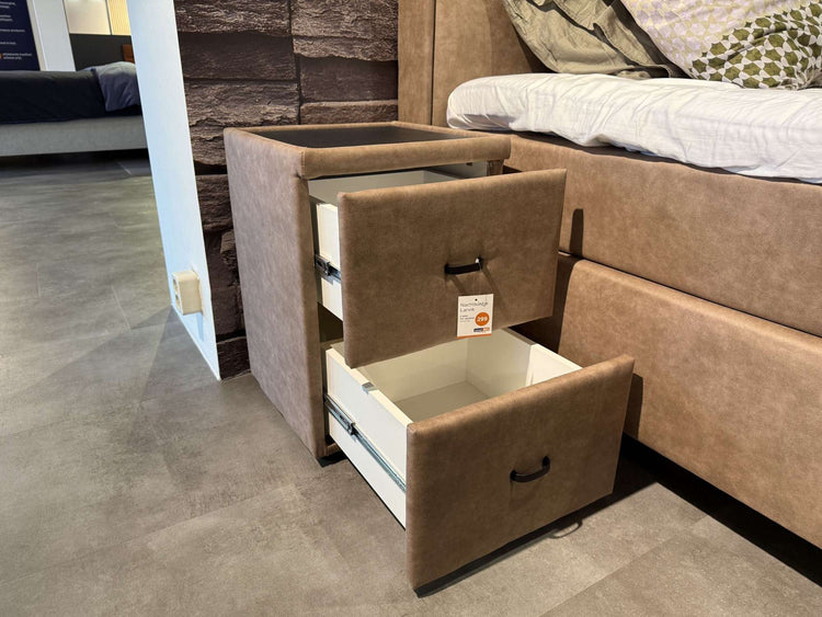 Boxspring Sundfall - Showroomset