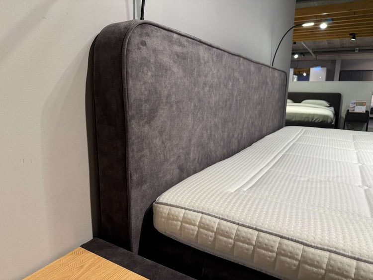 Boxspring Ulsberg - Showroomset