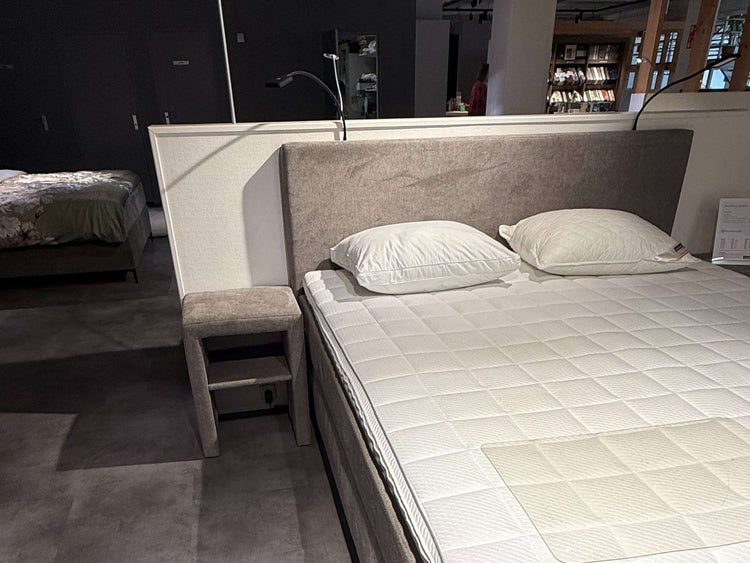 Boxspring Halland - Showroomset