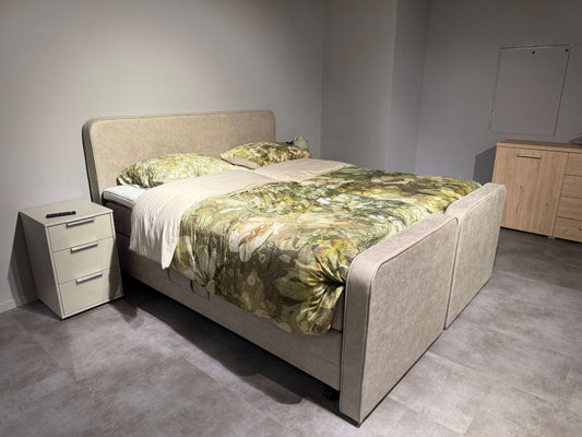 Boxspring Ulsberg elektrisch deelbaar - Showroomset